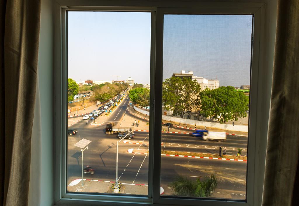 Airport View Hotel Accra Exterior photo